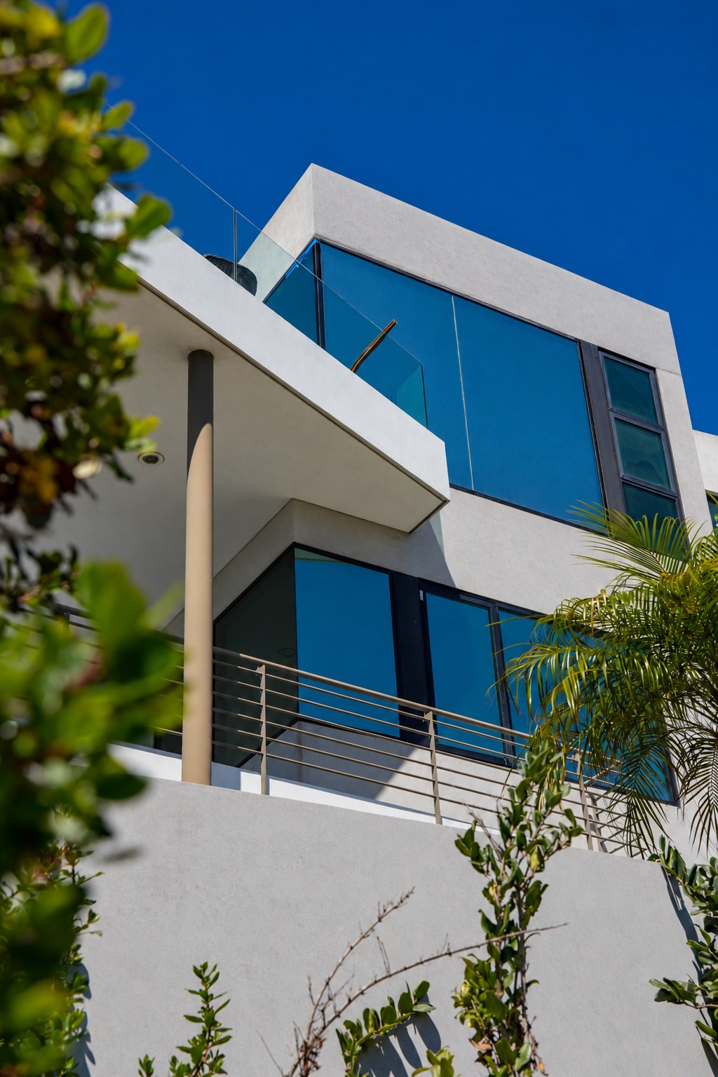Modern home architectural photography by Genovese Media
